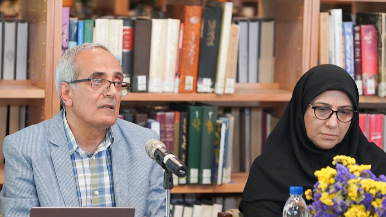 آموزش زبان دوم به کودکان دشوار است