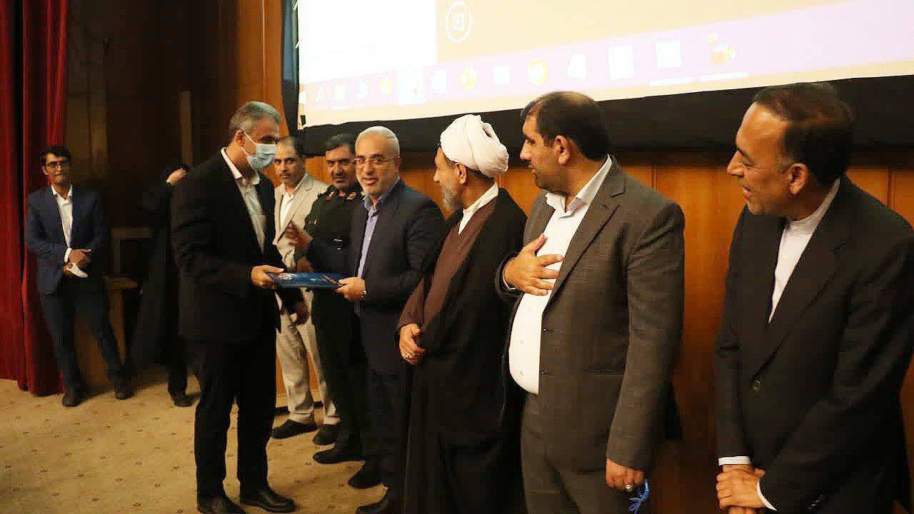 ورزش و جوانان کرمان رتبه برتر جشنواره جوانی جمعیت استان را کسب کرد