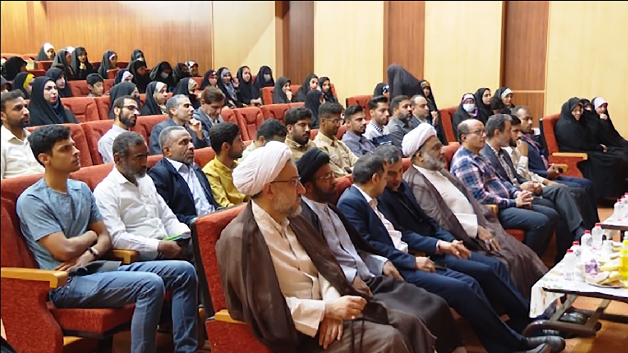 برگزاری مراسم دانش آموختگی دانشجویان دانشکده علوم قرآنی بندرعباس