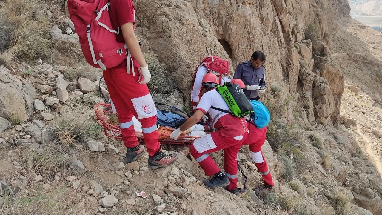 نیروهای هلال احمر سیستان و بلوچستان جان ۱۰۰ نفر را نجات دادند