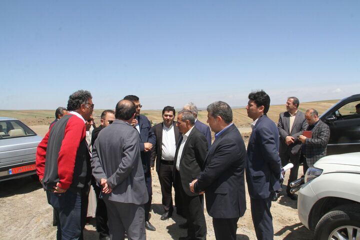 واگذاری زمین برای احداث ۷۶ واحد ویلایی در شهرستان گرمی