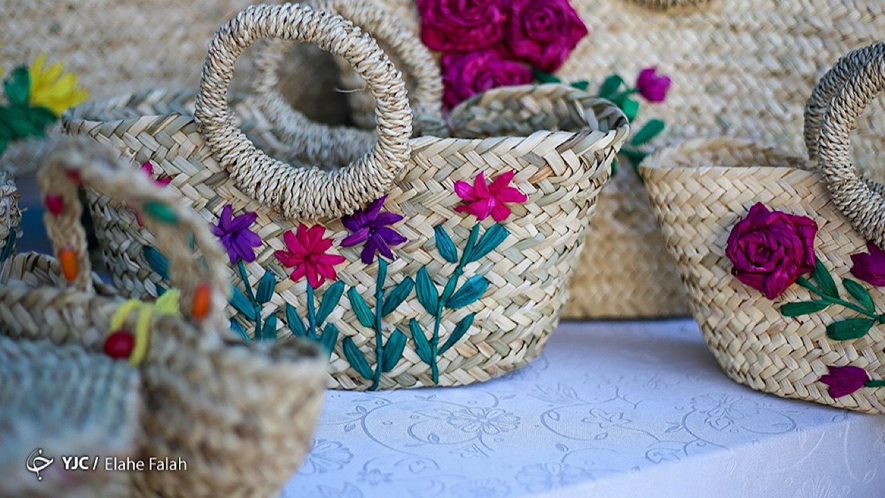 صنایع دستی بدون هنر‌های سنتی بی‌ریشه است
