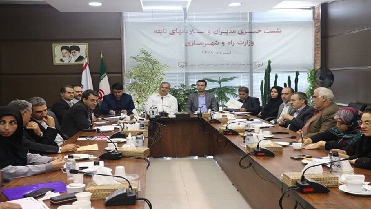 آسفالت و بهسازی راه‌های روستایی قزوین نیازمند ۵۵۰۰ میلیارد تومان اعتبار