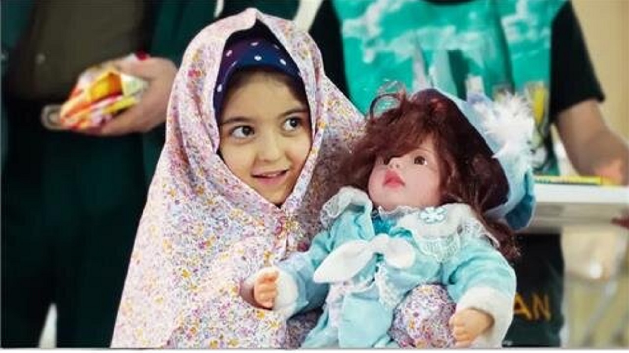 هدیه رئیس جمهور به زهرا خانم ۵ ساله
