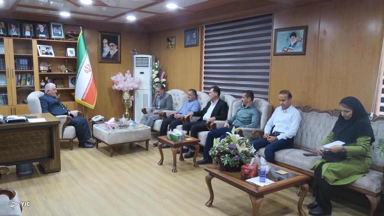 تامین مواد غذایی موجب استقلال کشور می‌شود