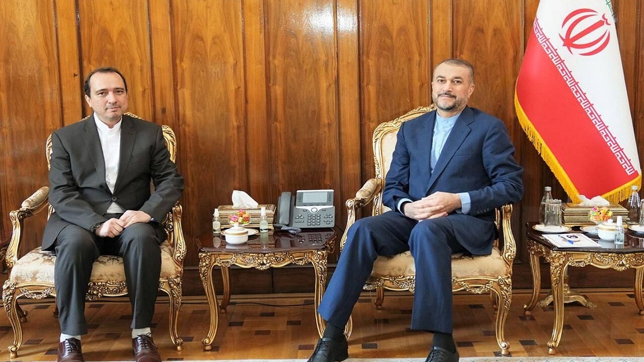 سرکنسول جدید ایران در پیشاور پاکستان با وزیر امور خارجه دیدار کرد