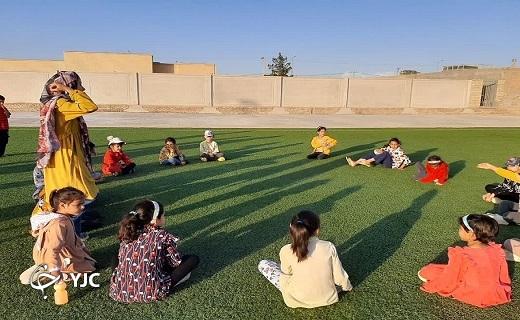 برگزاری مسابقات بومی محلی ویژه دختران نونهالان در ابرکوه +تصاویر