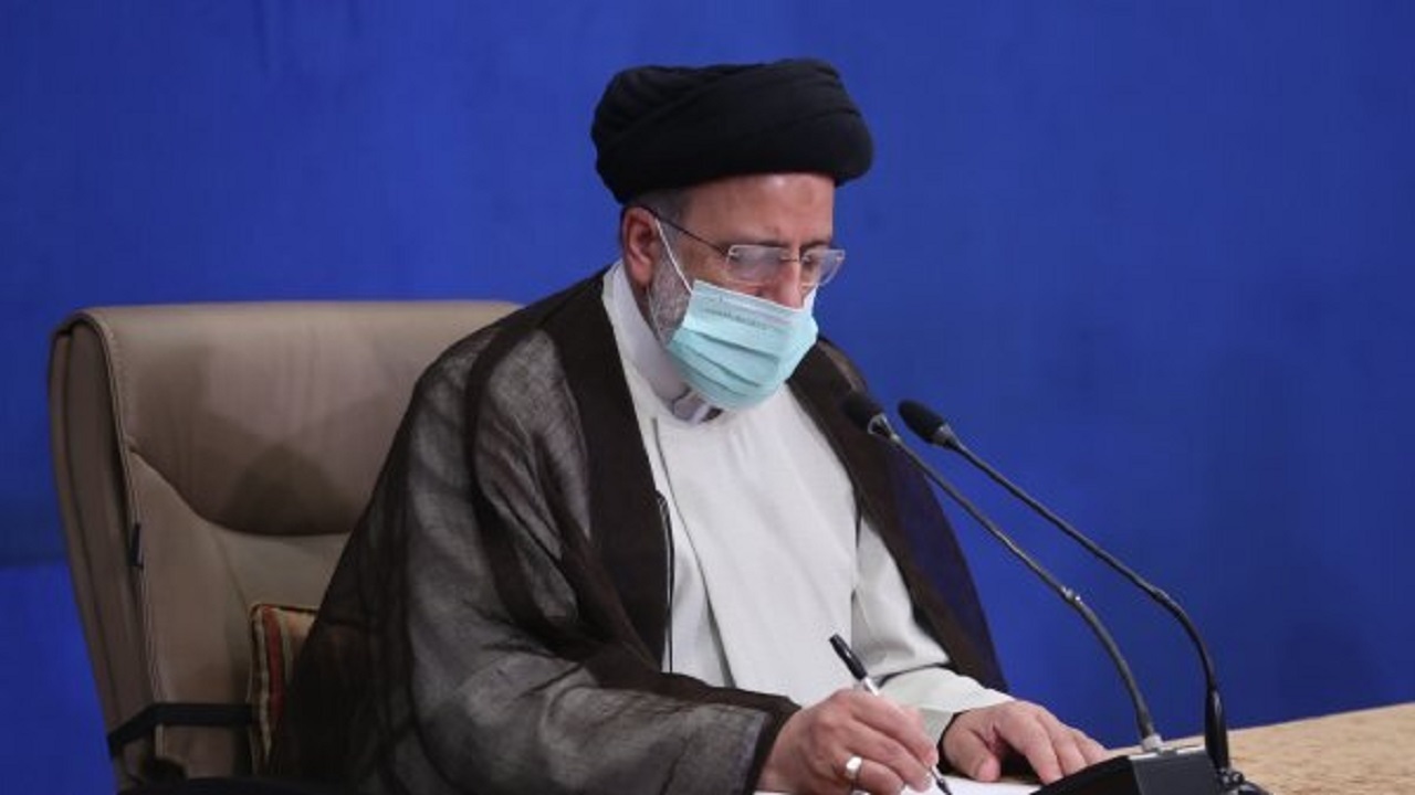 پیام رئیسی در پی درگذشت مادر و همسر شهیدان موسسیان قزلچه