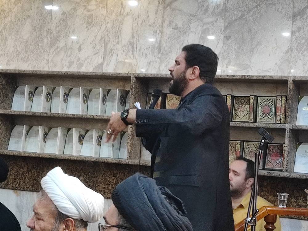مداح اهل بیت