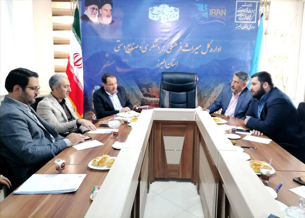 پیگیری برای پرداخت تسهیلات حمایتی به فعالان صنایع‌دستی البرز