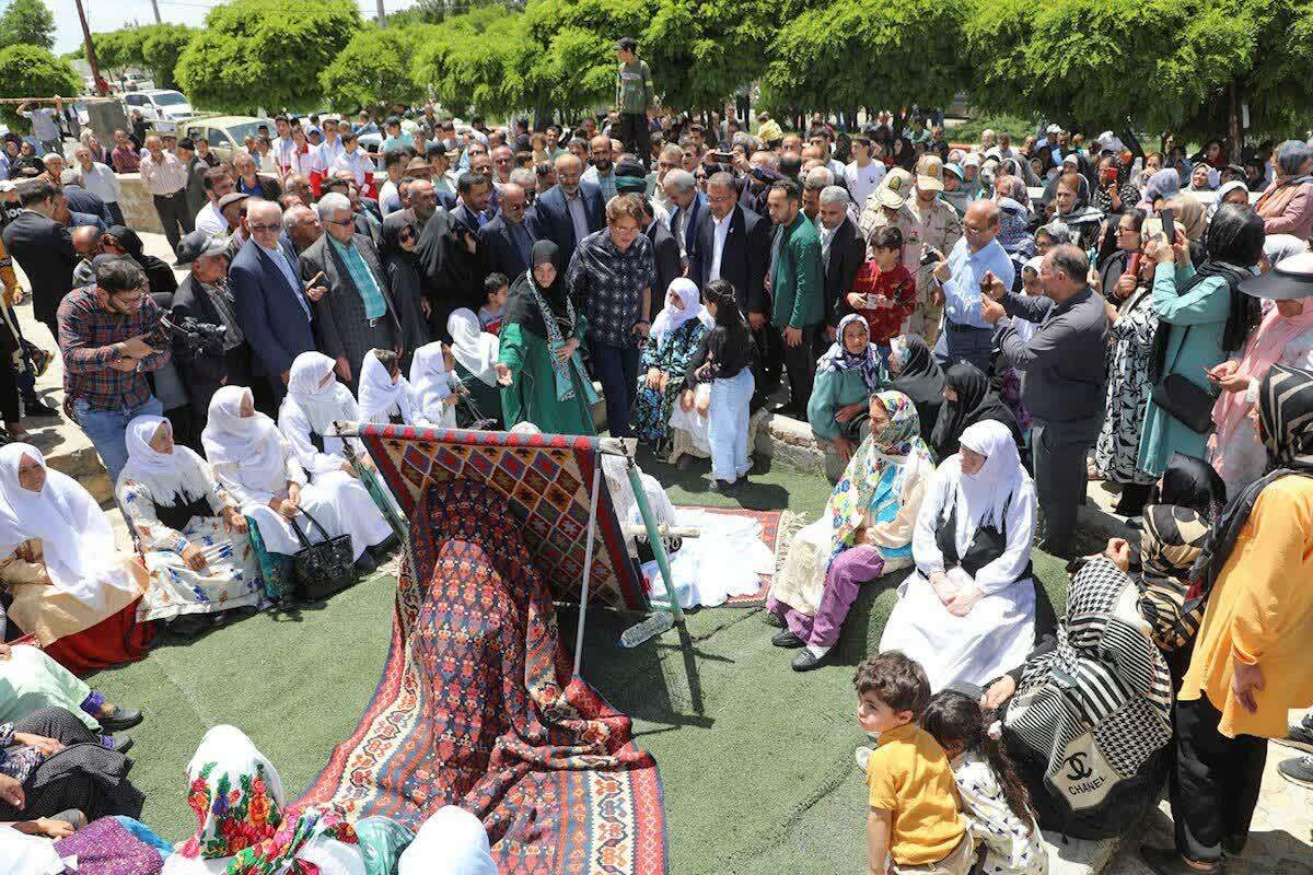 معیار‌های شهر جهانی صنایع‌دستی در عنبران وجود دارد