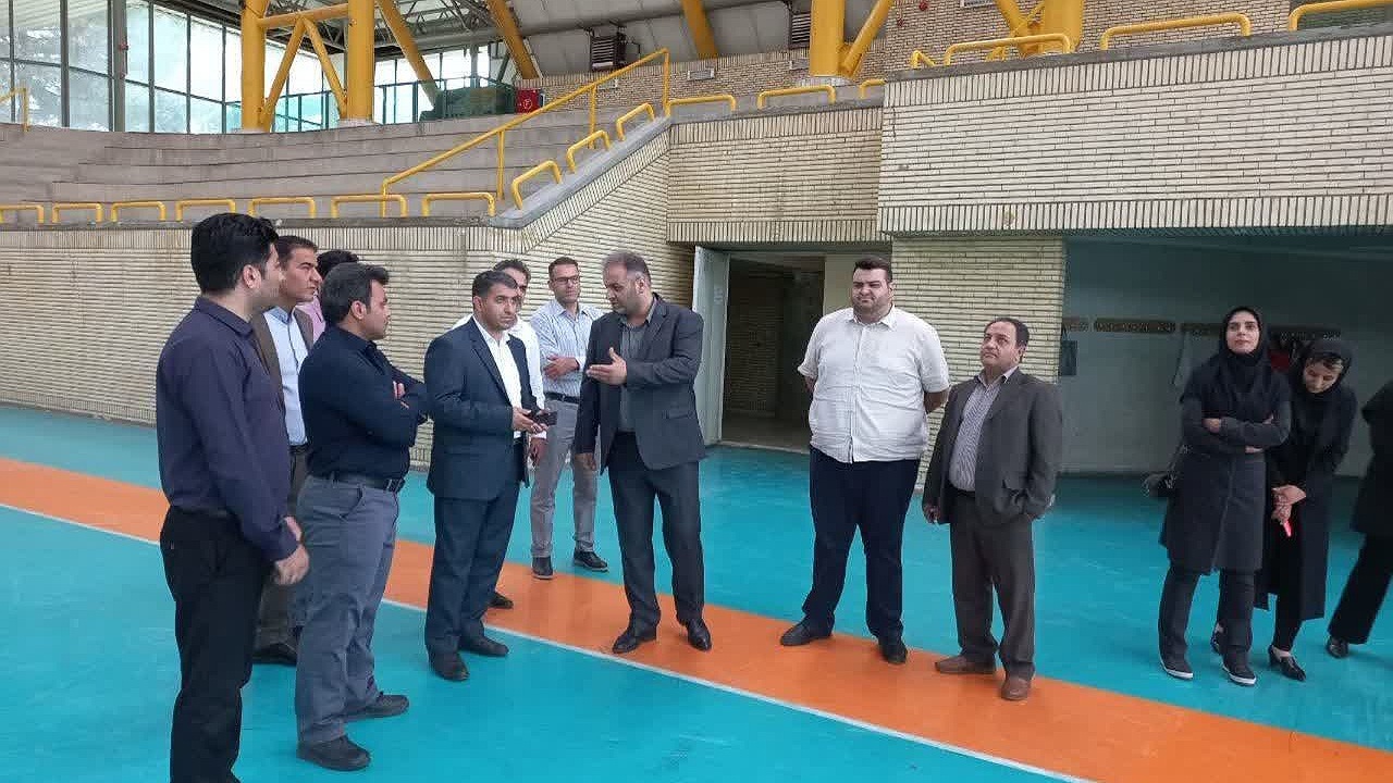 بازدید رئیس فدراسیون وزنه برداری از امکانات ورزشی نهاوند