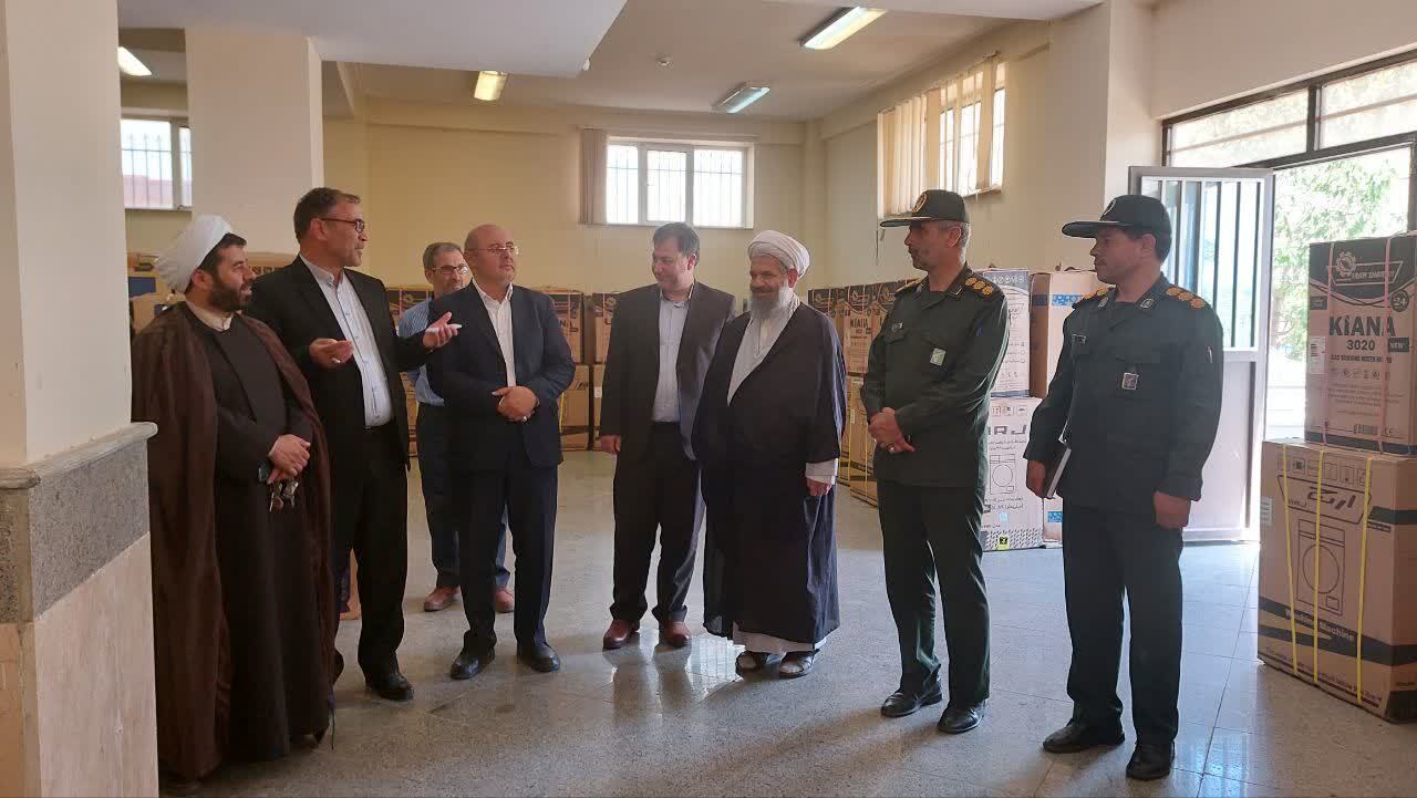 توزیع جهیزیه بین مددجویان اهری