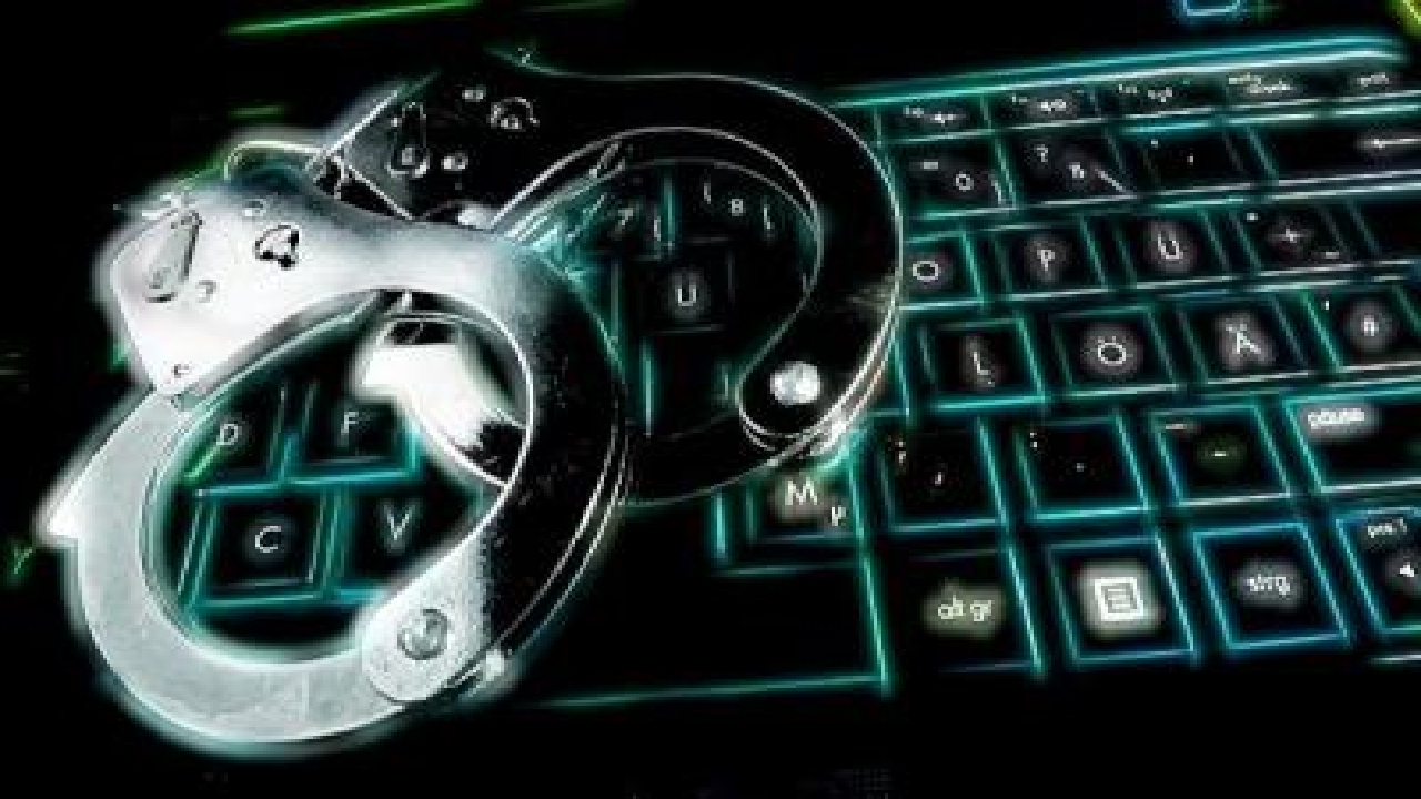 شیاد سایبری در کمین دختر بچه، به دام پلیس فتا افتاد