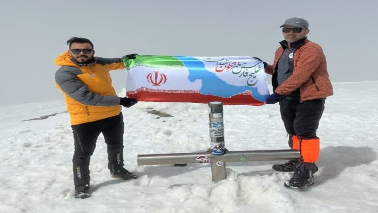 کوهنورد اروندی به قله آراگاتس ارمنستان رسید