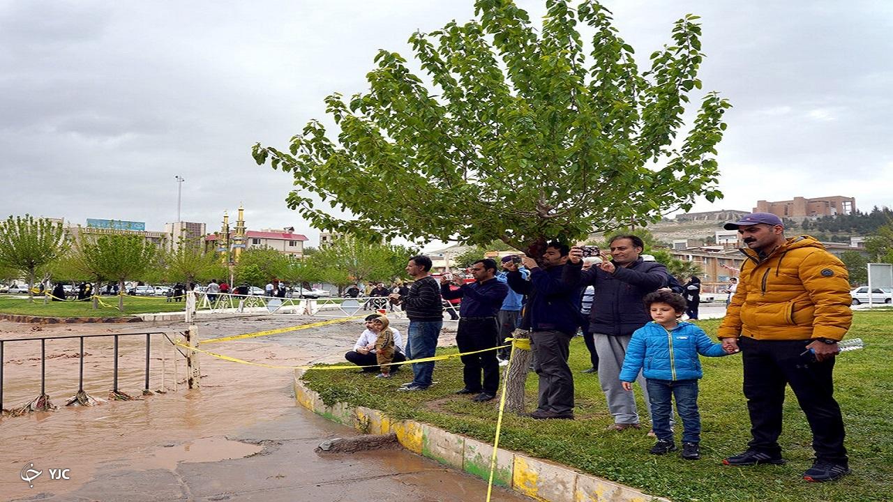 شهروندان از اتراق در مسیر رودخانه‌ها خودداری کنند
