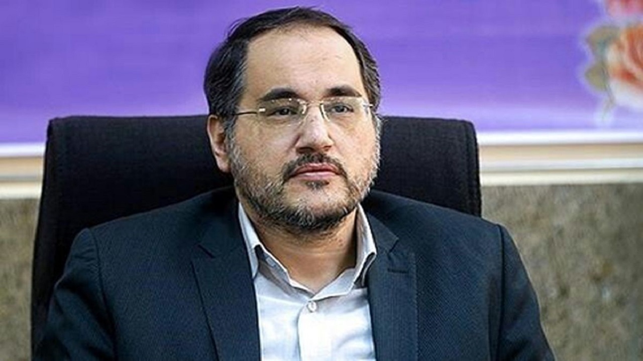 ماندگاری نخبگان منوط به درگیر شدن آن‌ها در فرایند حل مسائل کشور است