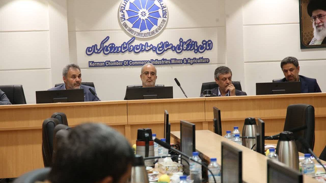 آموزش و پرورش بیشترین ظرفیت را برای مولدسازی دارد