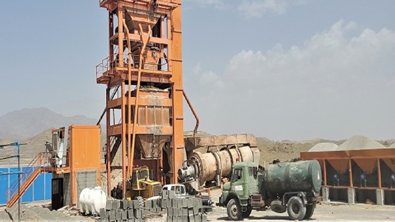کارخانه آسفالت راهداری سلفچگان به بهره برداری رسید