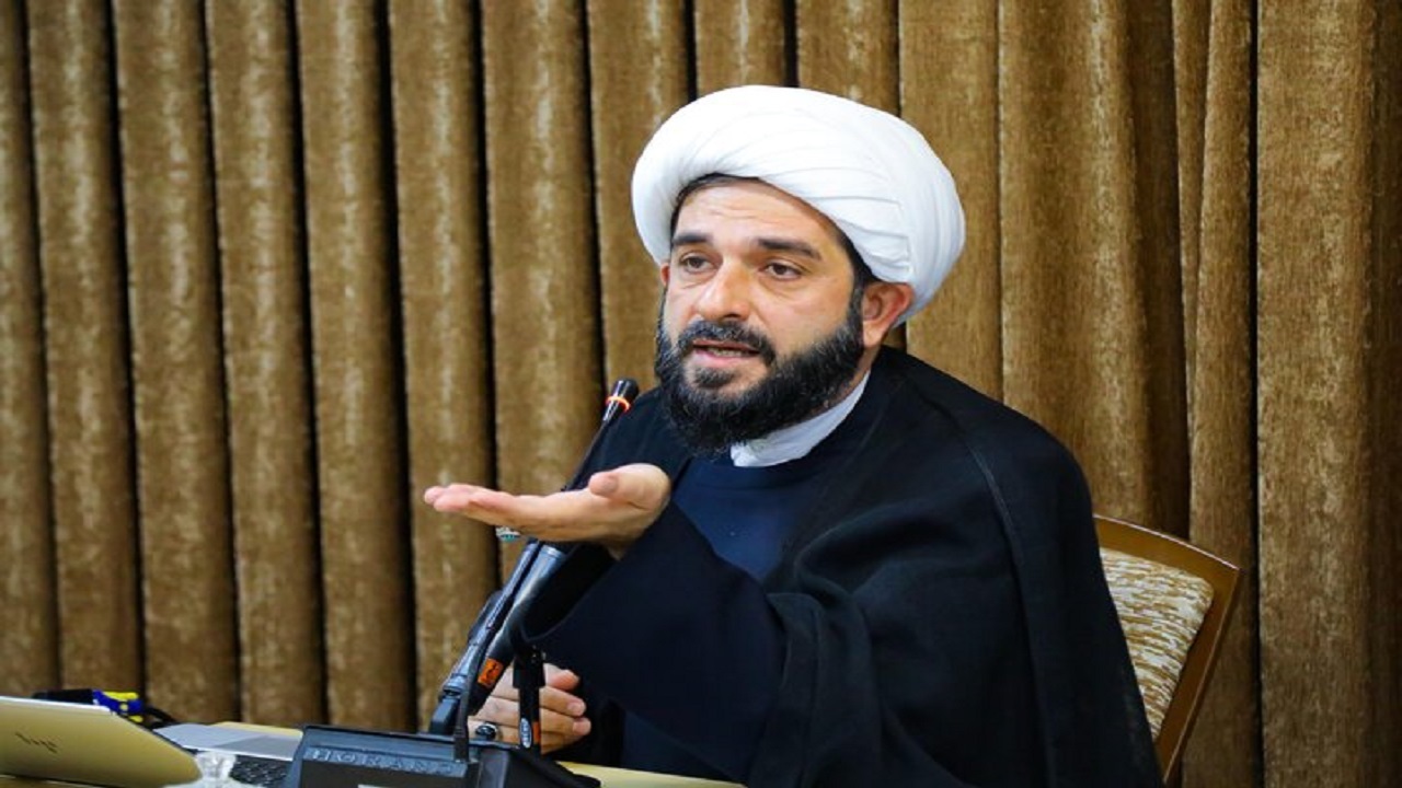 نباید نگاه تک بعدی به مقوله عفاف و حجاب داشت