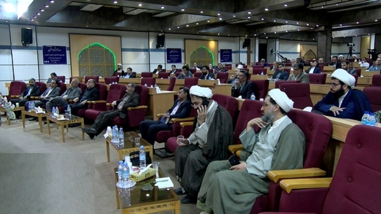 برگزاری دوره آموزشی جهاد تبیین ویژه مدیران استان قم