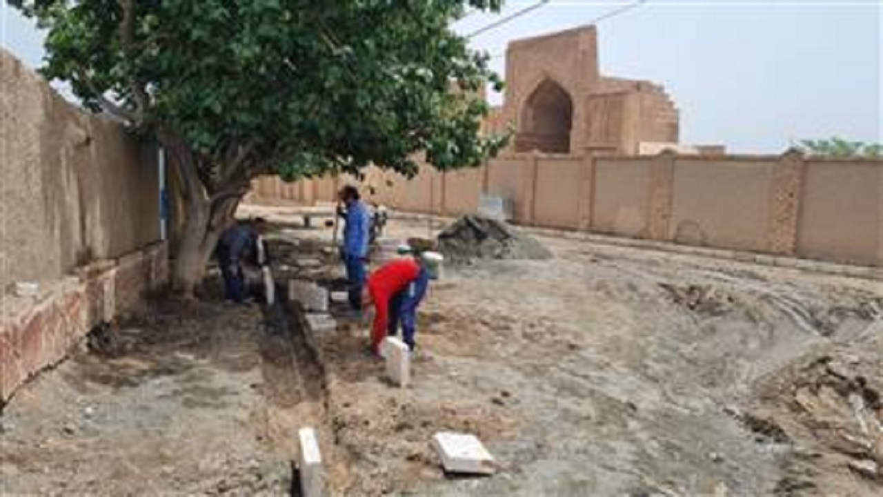 آغاز مرمت و ساماندهی حریم درجه‌یک مسجد جامع فرومد میامی