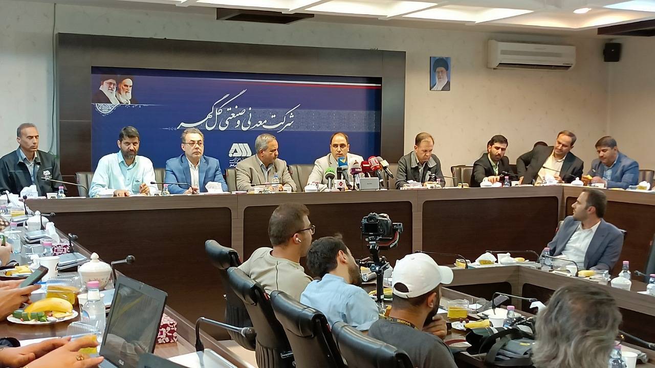 به دانش بومی در تولید فولاد رسیده‌ایم