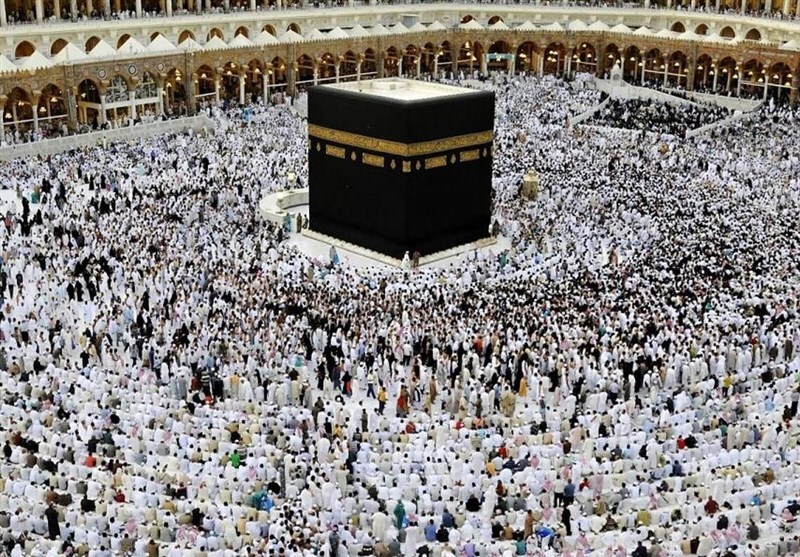 نخستین گروه زائران کرمانی عازم سرزمین وحی شدند