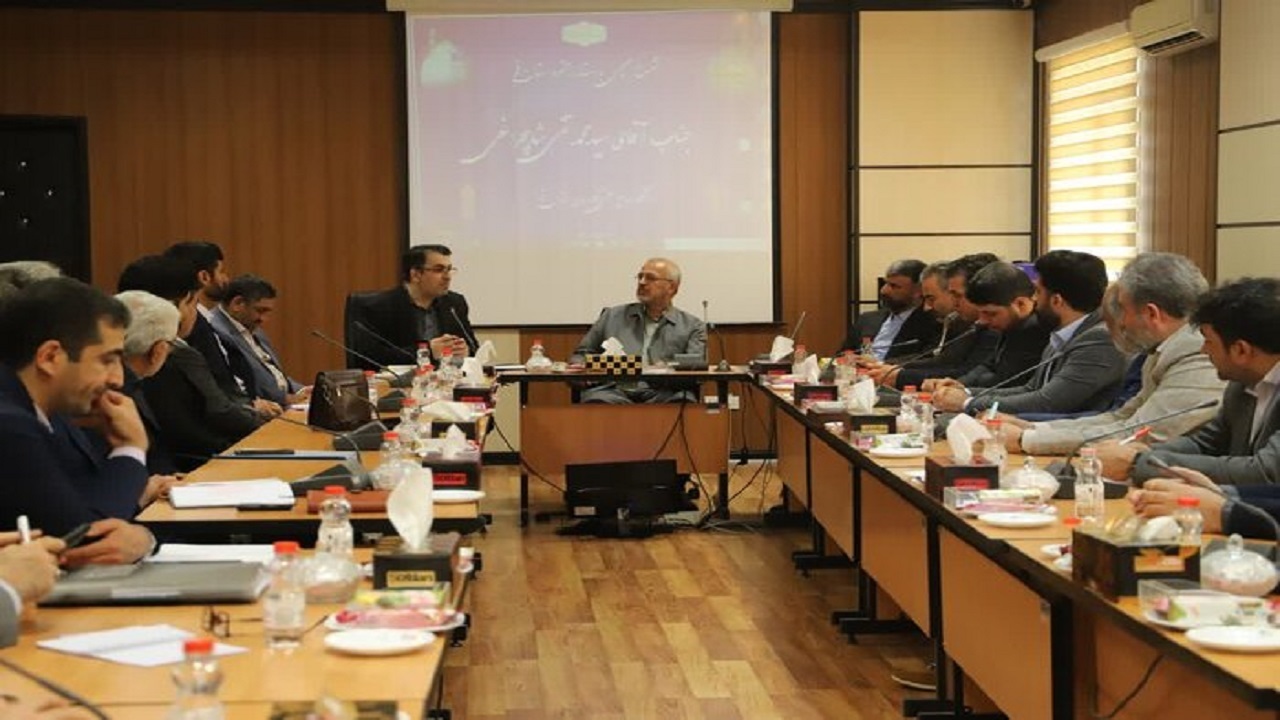 تضمین اشتغال دانشجویان گامی موثر در تحقق پیوند صنعت و دانشگاه است