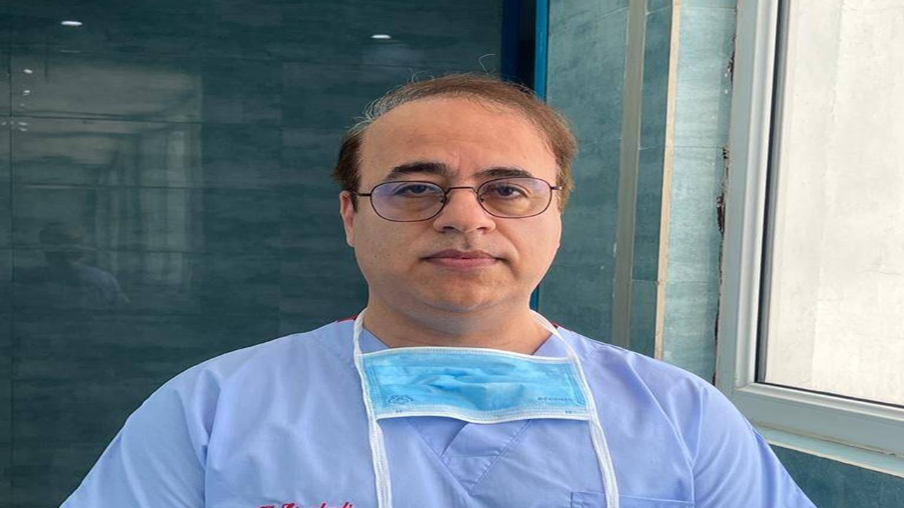 عمل موفقیت آمیز بیماری نادر بزرگی بیش از حد سینه در شیراز انجام شد