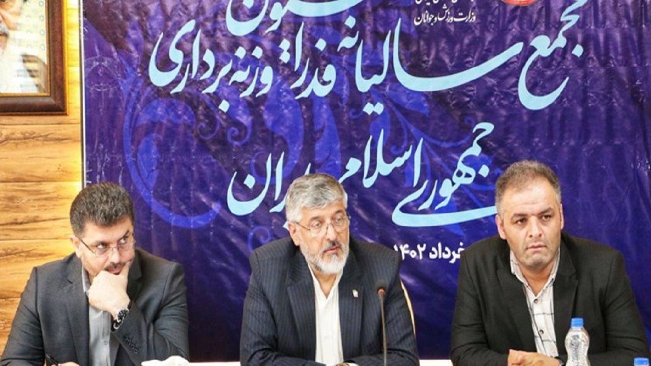 پولادگر در مجمع وزنه برداری: منابع مالی یکی از ابزار‌های مدیریت است، اما چه کسی گفته همه چیز پول است؟