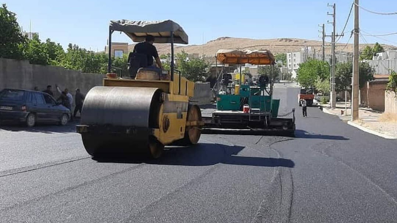 نیاز یک و نیم میلیون تنی آسفالت برای معابر تهران/ بزرگراه آزادگان دارای مشکل است