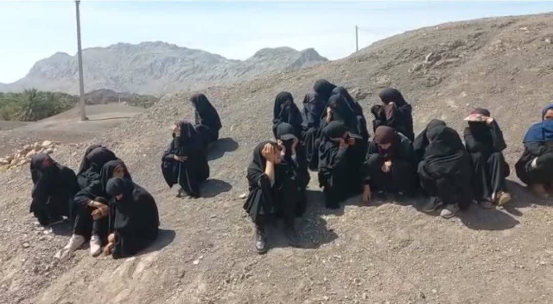 دانش آموزان دختر