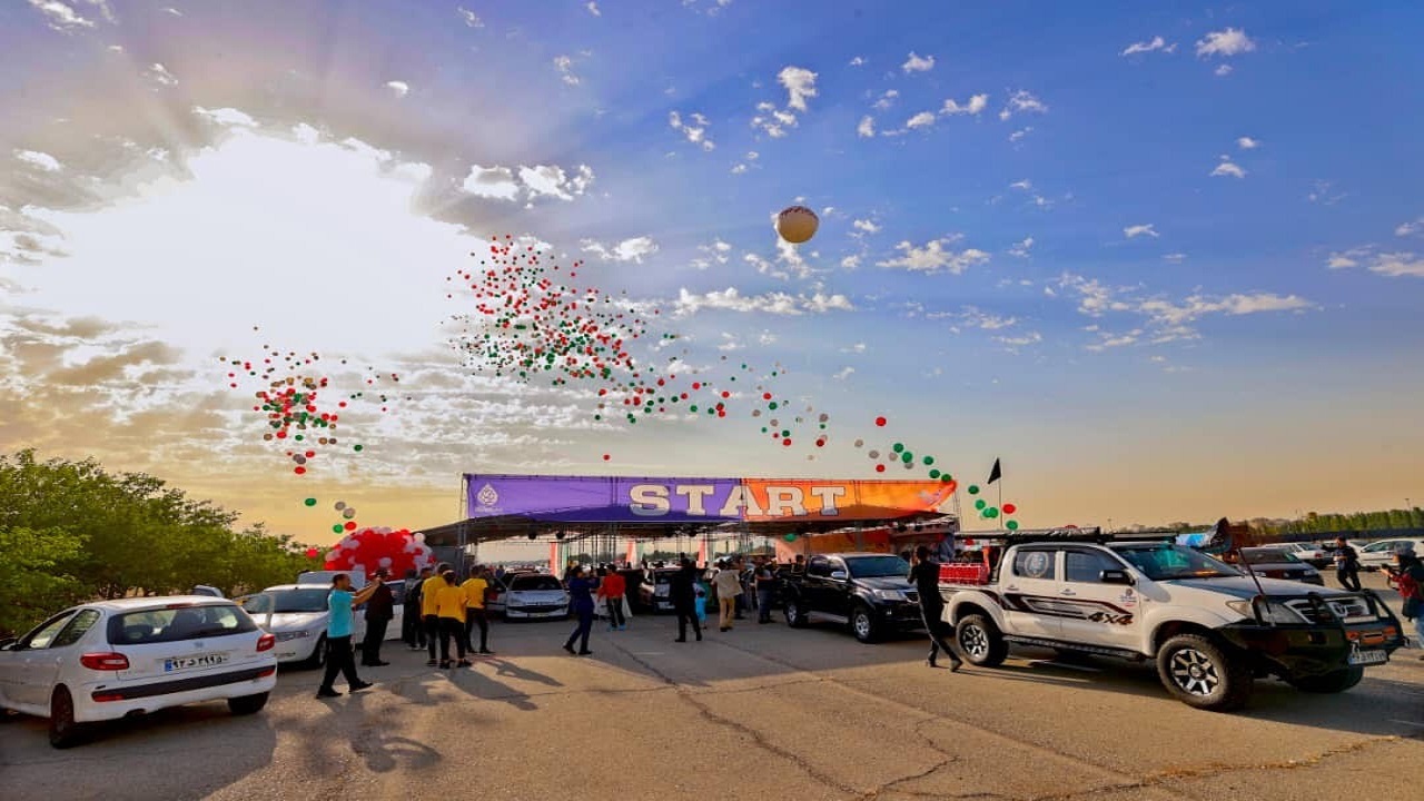 ثبت رکورد رالی خانوادگی ۵۰۰ خودرویی در تهران