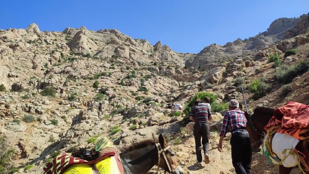 نخستین رویداد گردشگری کوچ عشایر قزوین برگزار شد