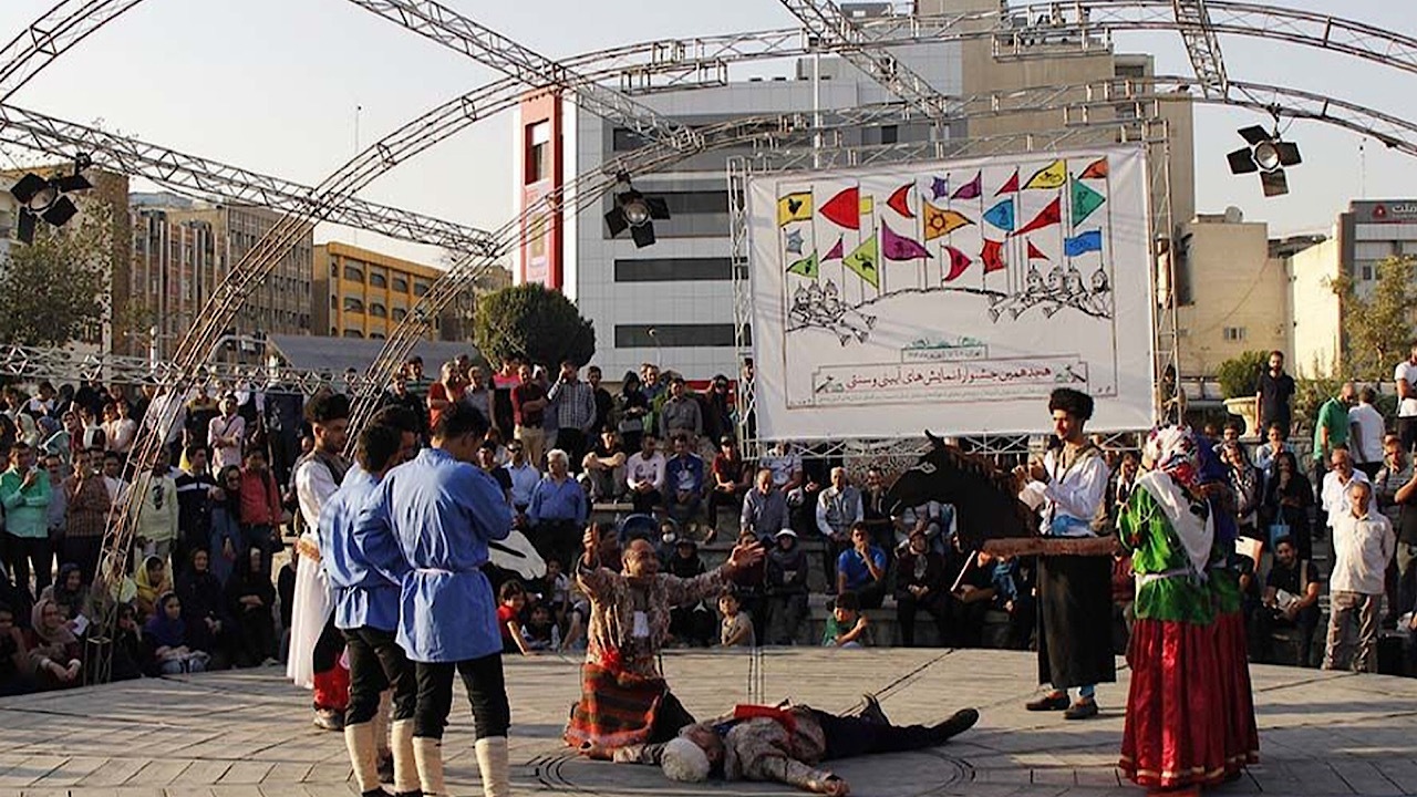 فراخوان بخش رادیو تئاتر جشنواره نمایش‌های آیینی- سنتی منتشر شد