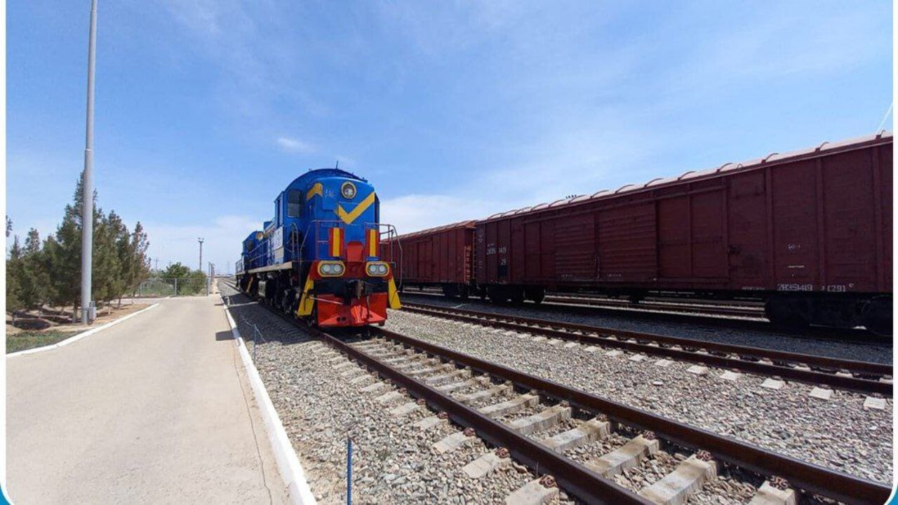 انتقال بیش از ۵۶ هزار تن کالا از بنادر افغانستان