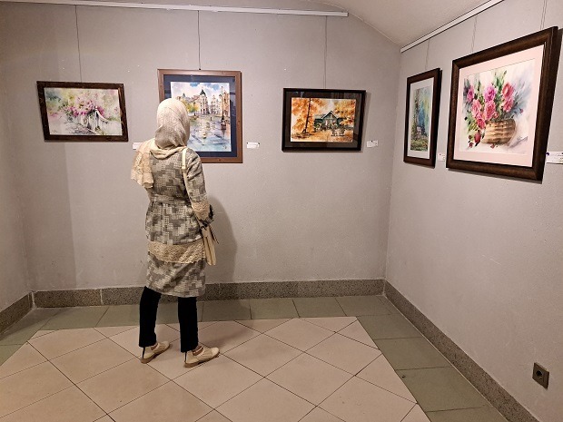 میزبانی نگارخانه فرهنگ قم از نمایشگاه نقاشی آبرنگ