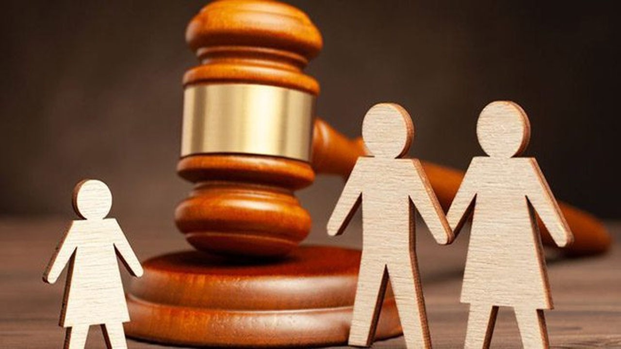 چگونه حضانت فرزند از پدر و مادر گرفته می‌شود؟