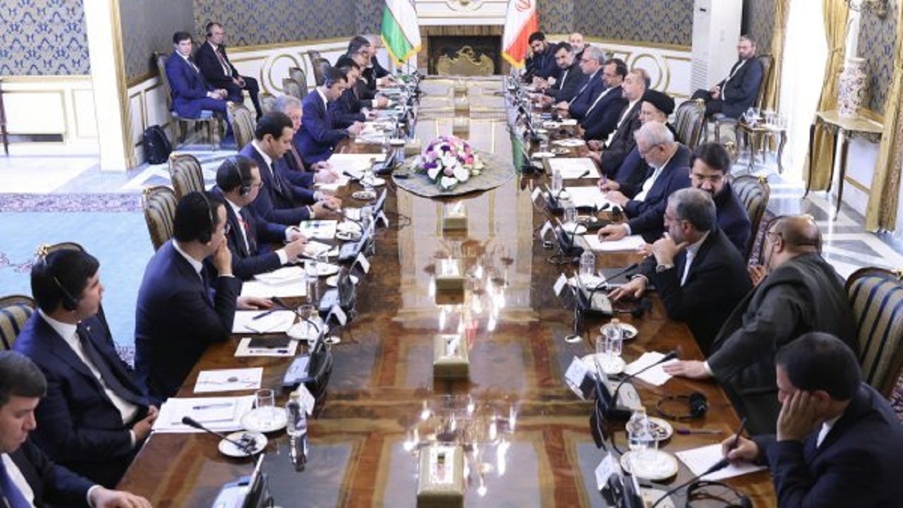 ایران مانعی برای گسترش روابط با همسایگان نمی‌بیند