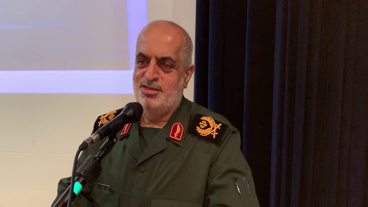 گردهمایی فرماندهان و بسیجیان شهرستان لنگرود