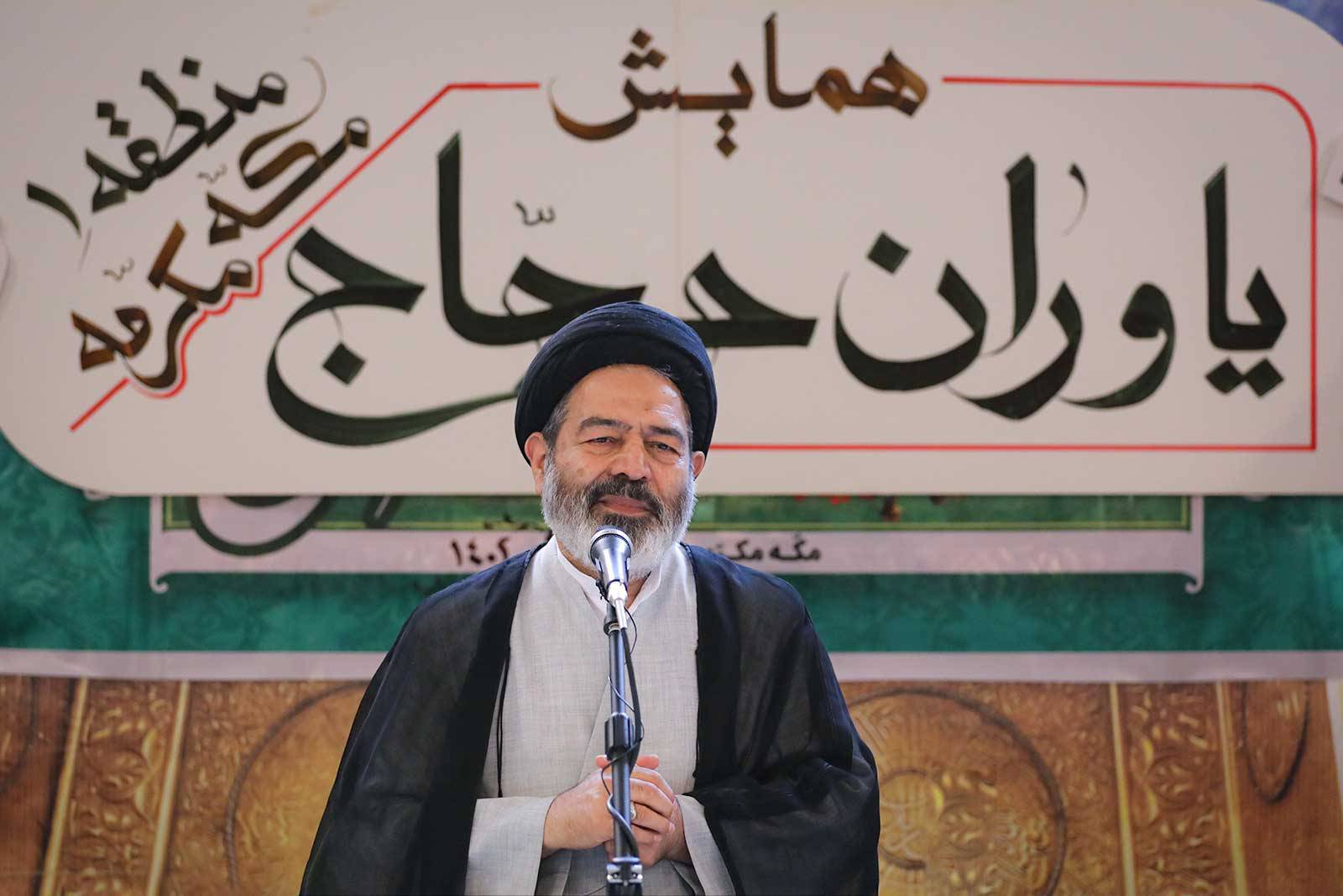 خدمت به حجاج نزد خدای متعال ثوابی مضاعف دارد
