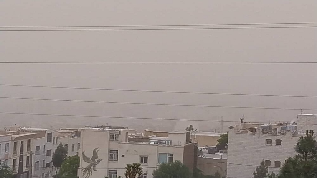 گرد و غبار به بوکان هم رسید