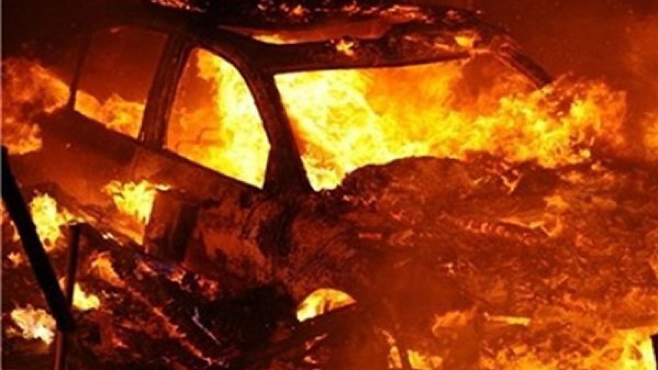 حریق خودرو در بلوار آیت الله کاشانی ۸ مصدوم بر جای گذاشت
