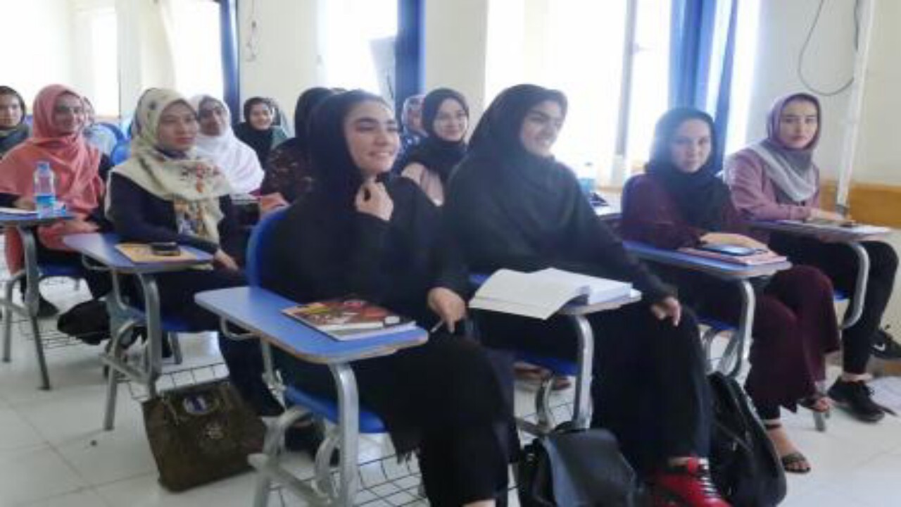 برگزاری امتحانات دانشجویان زن در افغانستان