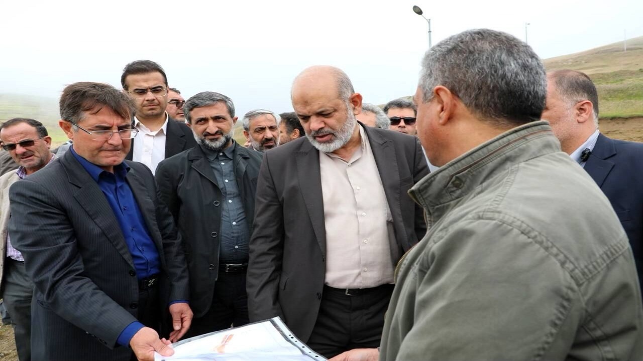 بازدید وزیر کشور از محل احداث تونل الماس در جاده خلخال - اسالم