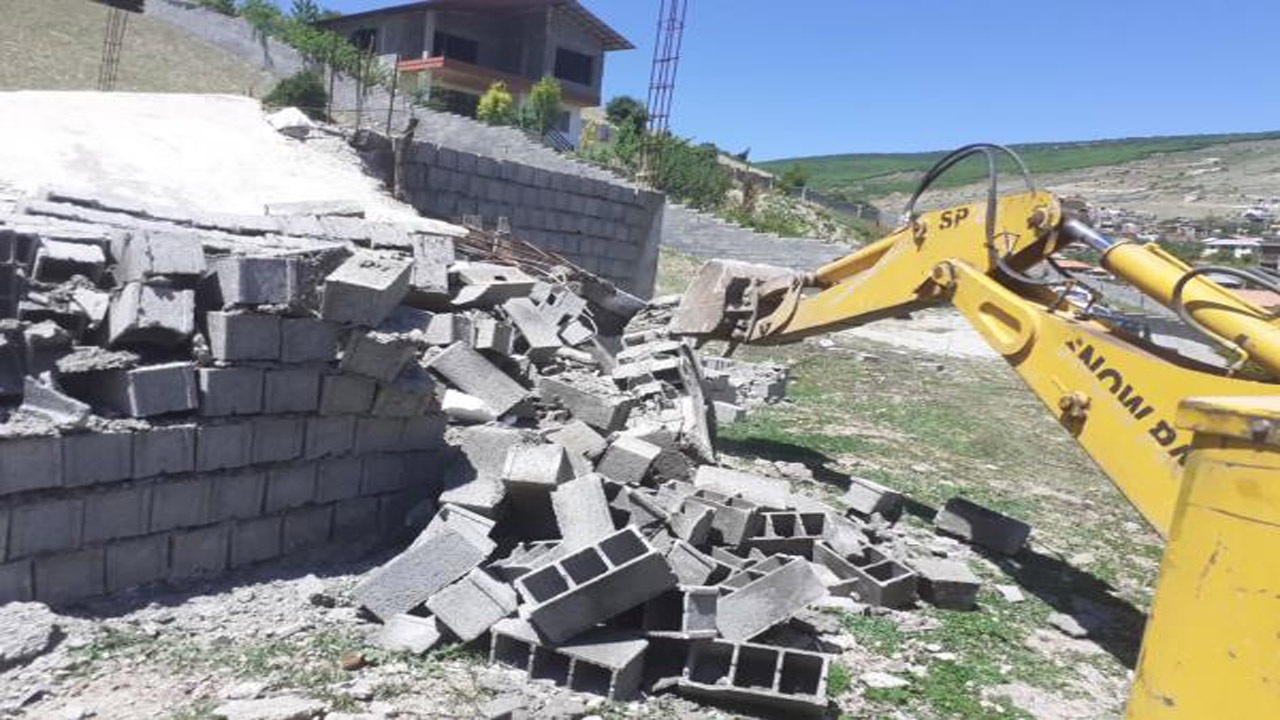 بازگشت ۳۰ هزار متر زمین کشاورزی نوشهر به چرخه تولید