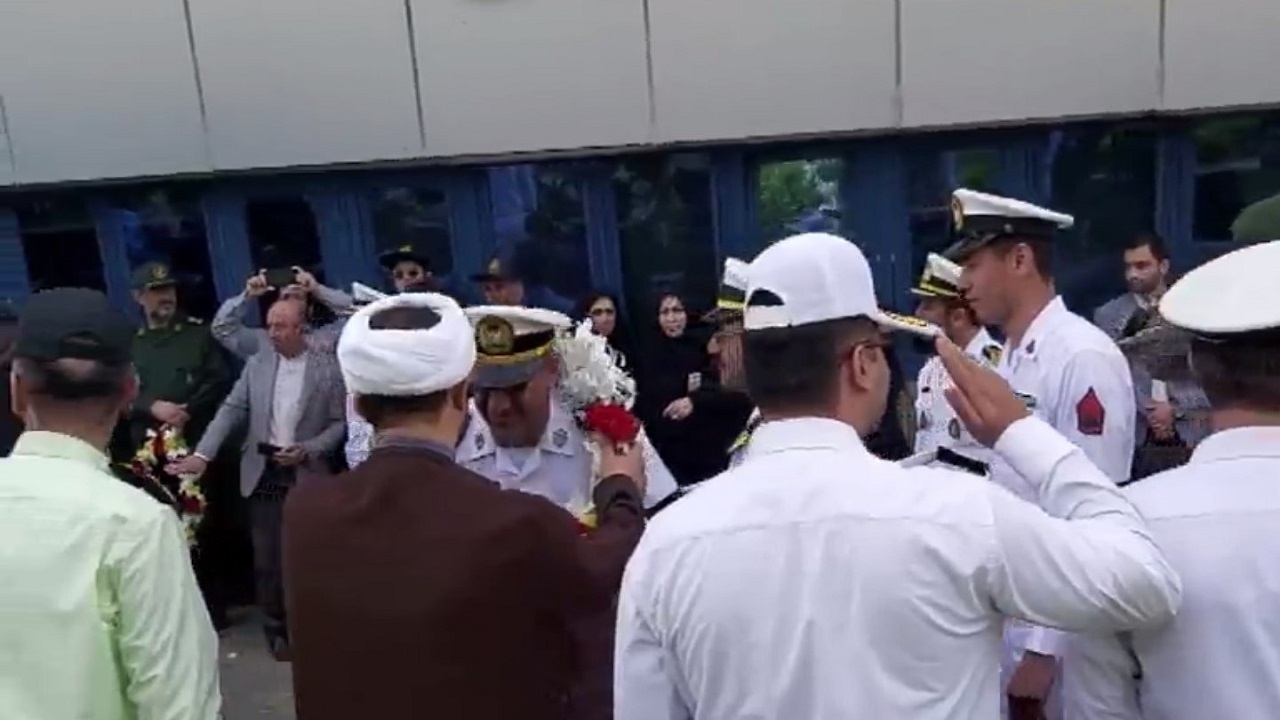 استقبال از کارکنان ناوگان شمال حاضر در ناوگروه ۸۶ در بندر انزلی