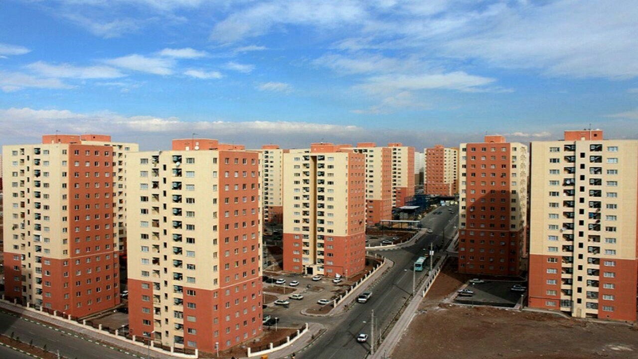 انتظار تحویل مسکن ملی شهرک بلدالامین کرمان ۴ ساله شد + فیلم