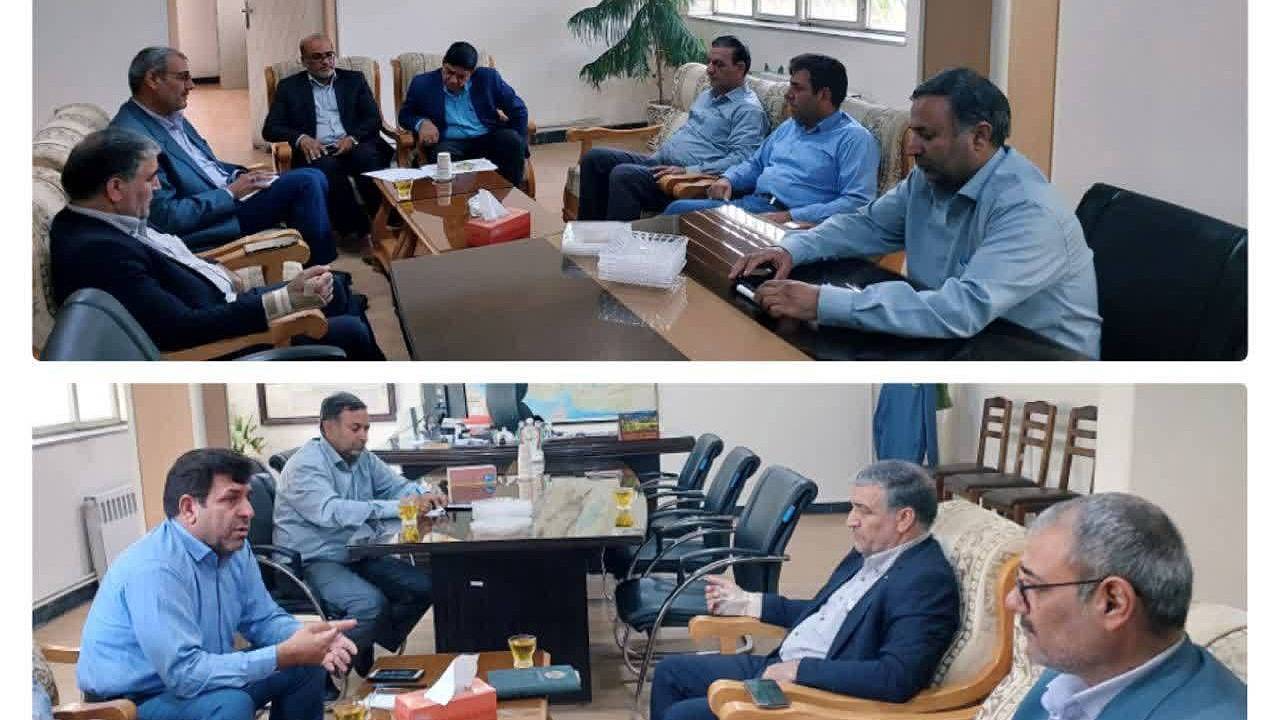 عرضه محصولات و تولیدات دامی عشایر کرمان در روستا بازار